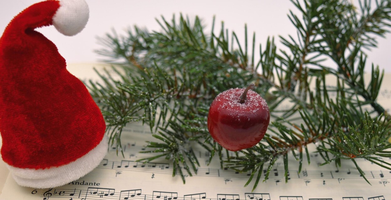 JULKONSERT i Kulturhuset AX to 8.12 kl. 18-20MI:s kursdeltagare uppträder.Fritt inträde. Ingen förhandsanmälan.VÄLKOMMEN!