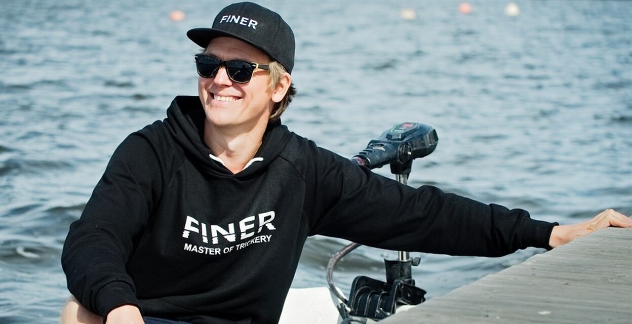 SOLPANELER FÖR BÅTOCH SOMMARSTUGAFöreläsning med Emil Finneons 12.4 kl. 18.30-20.30Kulturhuset AX, samlingsrummet