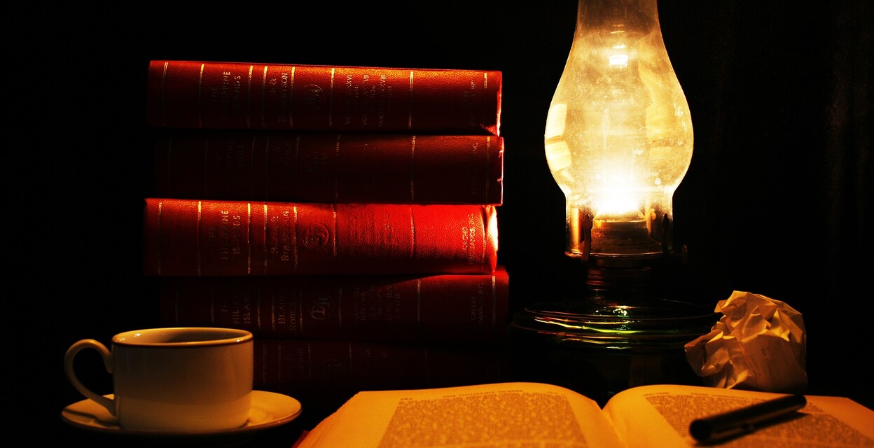NORDIC NOIR -en kväll med nordiska deckare,boktips, kaffe och gott tilltuggHuvudbiblioteket i Bennäs, AXto 16.11 kl. 17.15-18.45